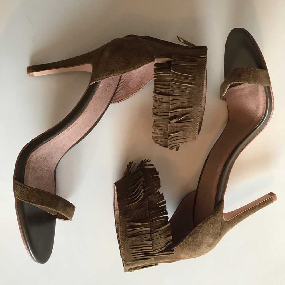 NWOT Joie Alek fringe heel 38.5 - Picture 7 of 7